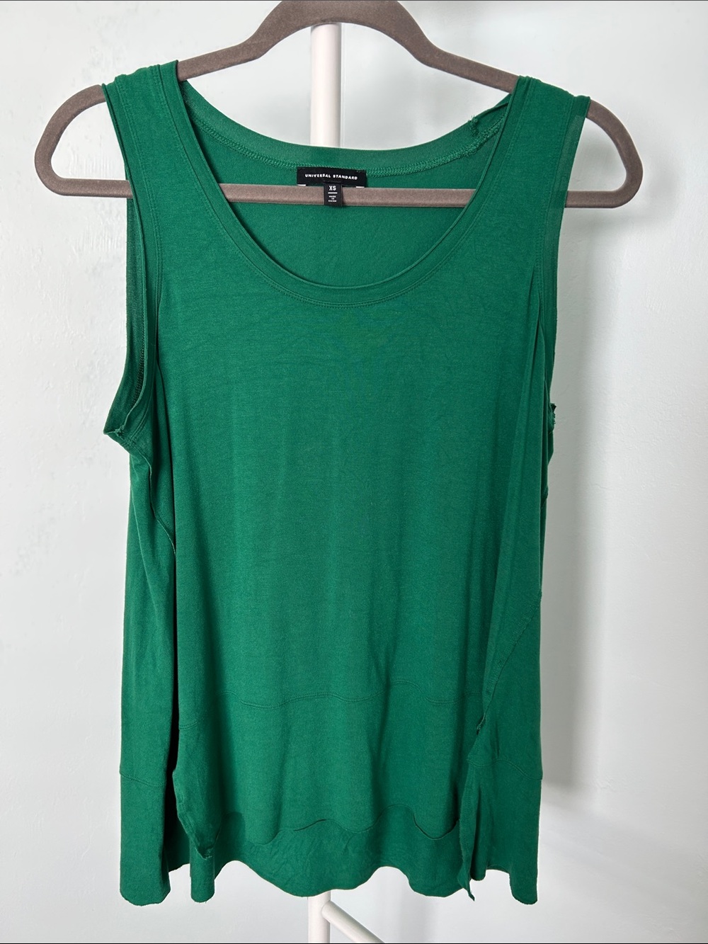 Universal Standard Deep Green Scoop Tank - Size 10/12